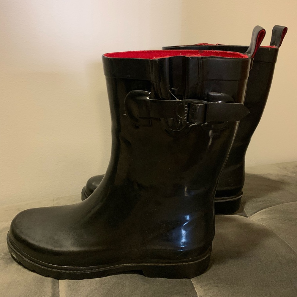 Rain boots